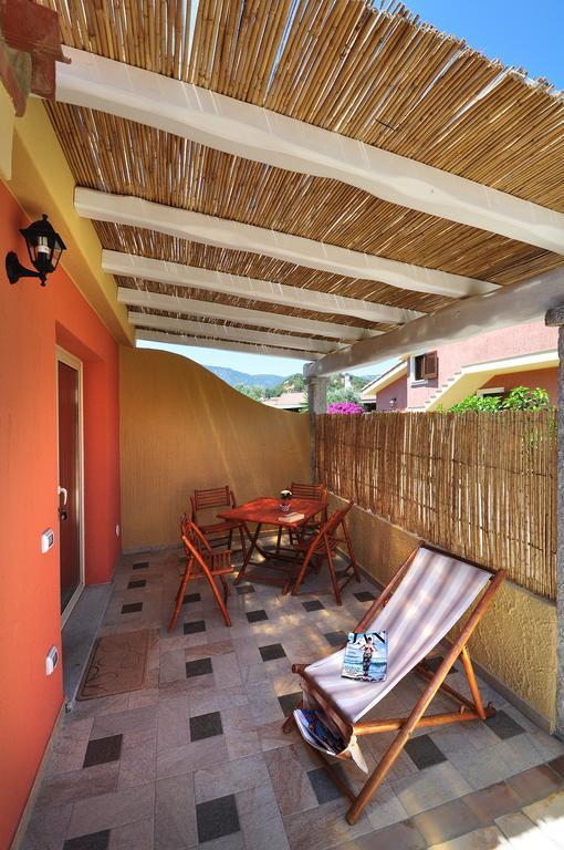 Affittacamere B&B La Villa Dei Graniti Villasimius Δωμάτιο φωτογραφία