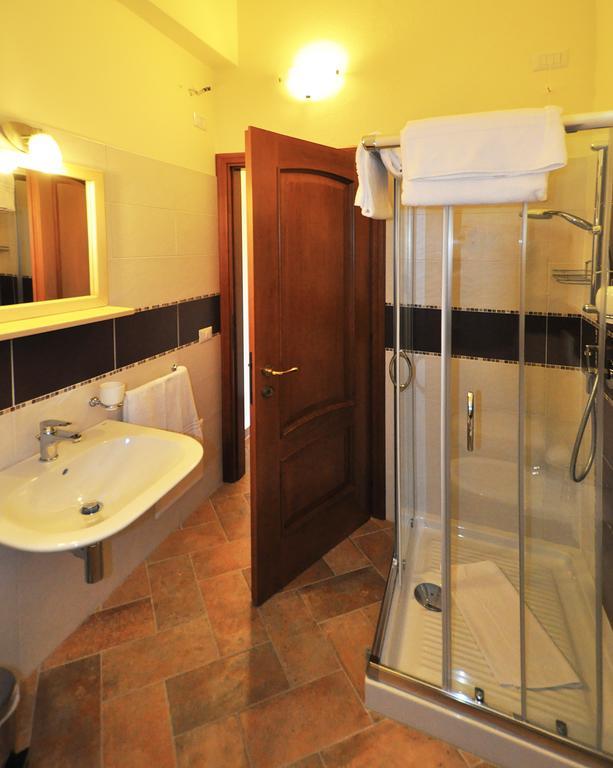 Affittacamere B&B La Villa Dei Graniti Villasimius Δωμάτιο φωτογραφία