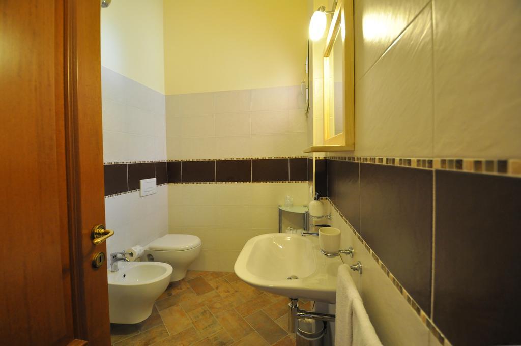 Affittacamere B&B La Villa Dei Graniti Villasimius Δωμάτιο φωτογραφία